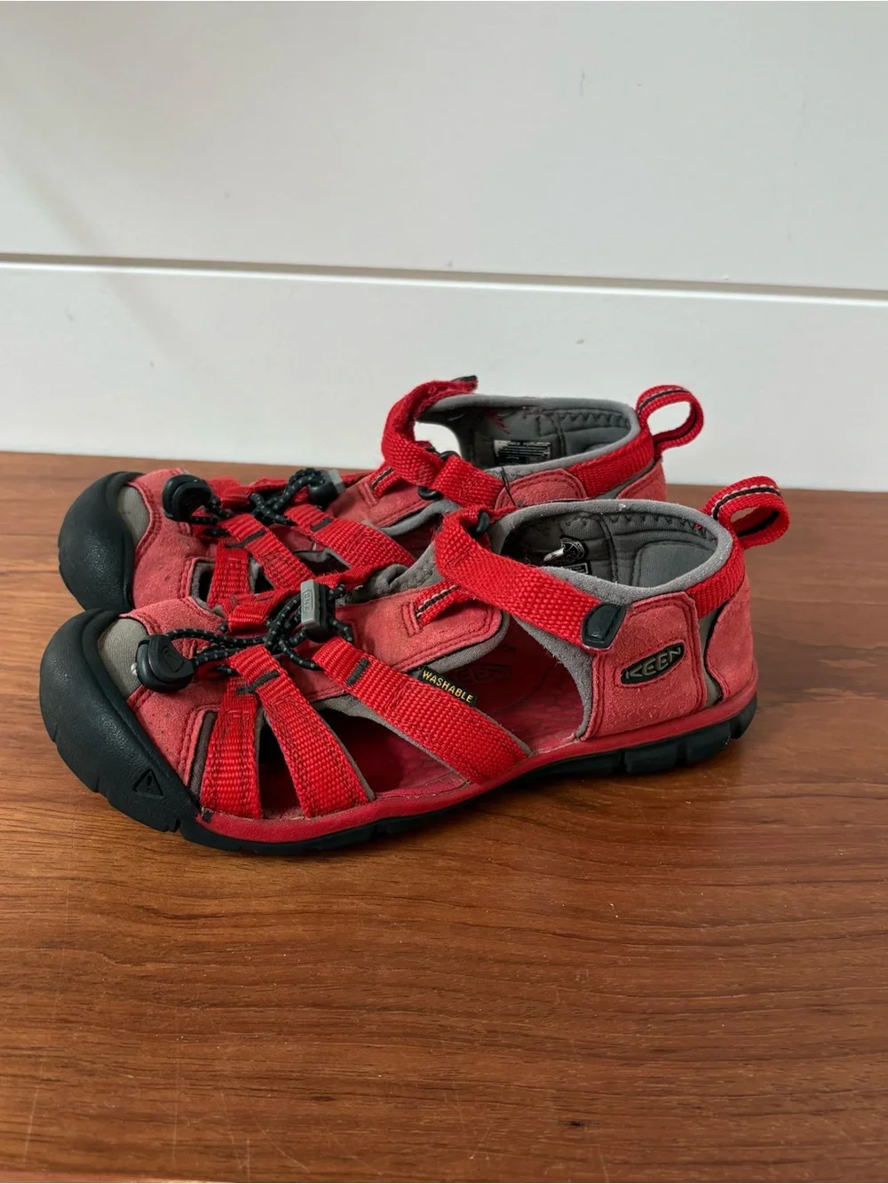 KEEN Kids' Seacamp II CNX Red Sandals Shoes Size 13 Hiking Outdoor Water Comfort